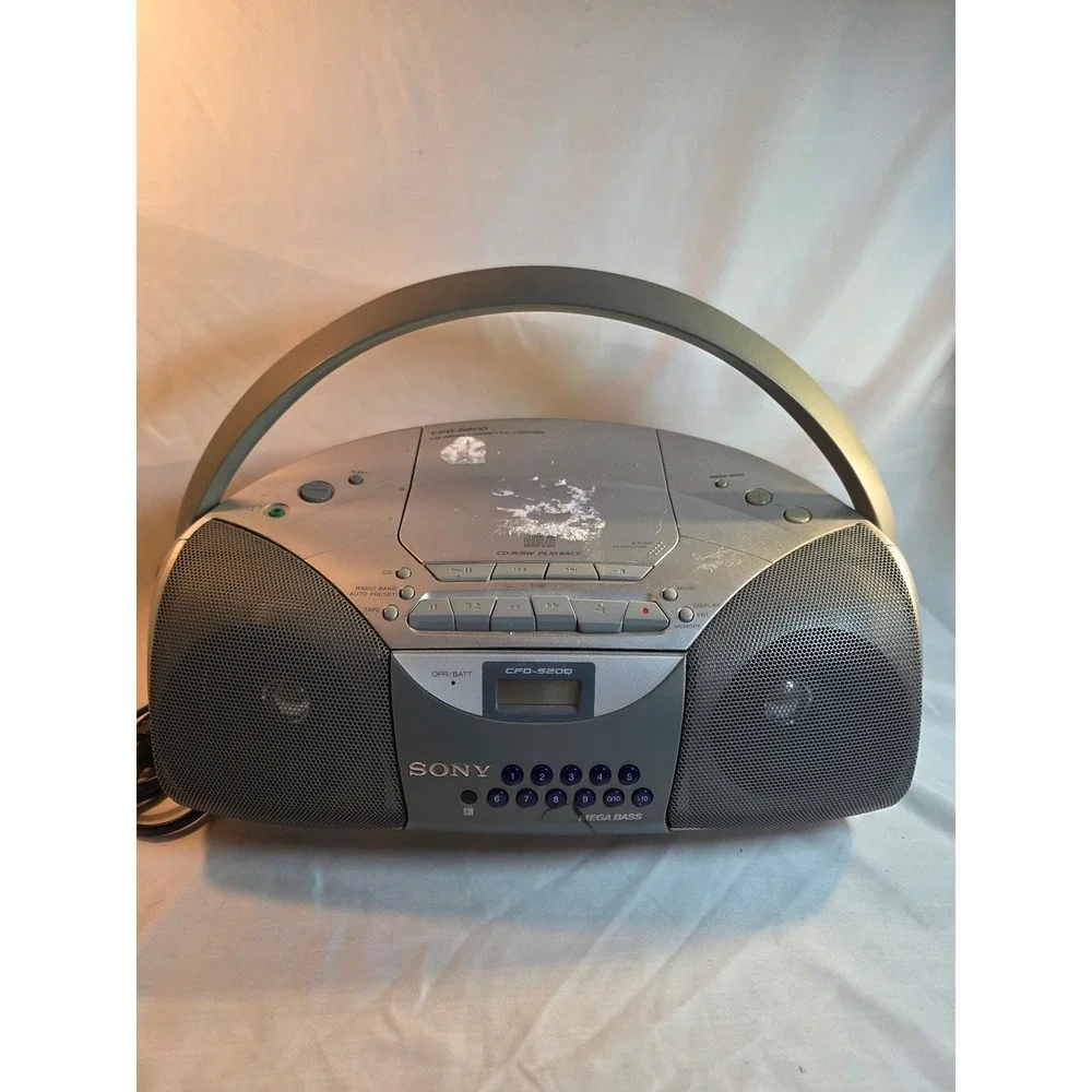Sony CFD-S200 CD Radio Cassette-Corder Boombox Silver Mega Bass AM FM Tuner